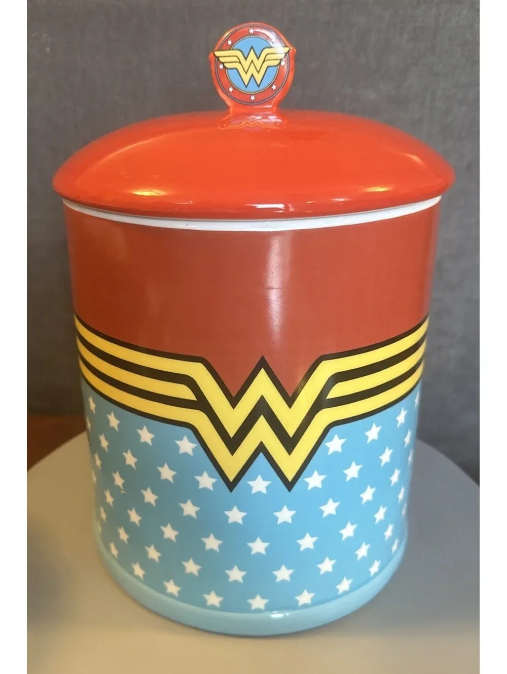 Wonder Woman SuperHero Icon Iconic Ceramic Cookie Jar Dc Comics Collectible